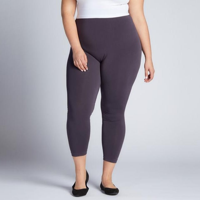 Bamboo Plus Size 3/4 Legging – Sarah Kennedy Collection